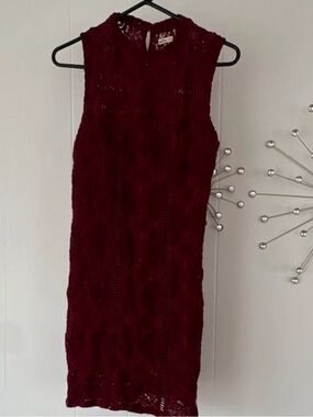 Hollister Girls Burgundy Lace Sleeveless Dress